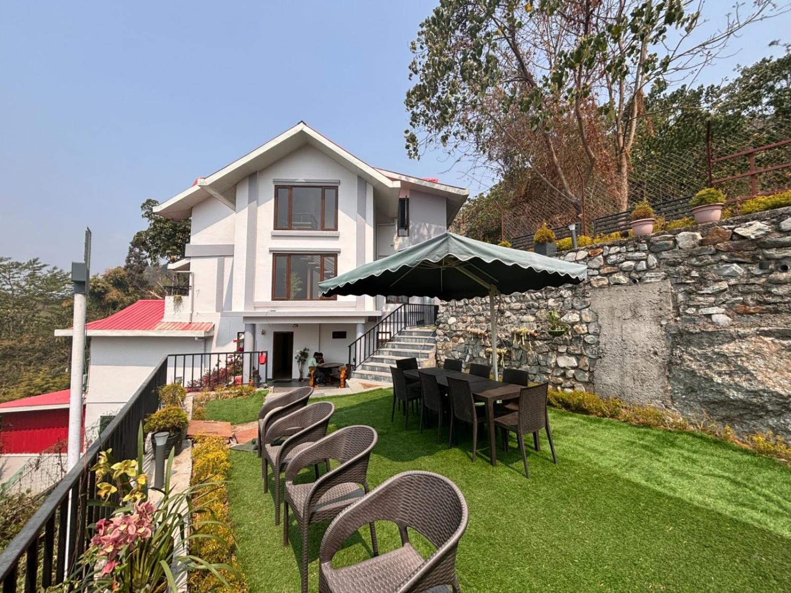 Blue Orchid Premium Hotel Kalimpong Exterior photo