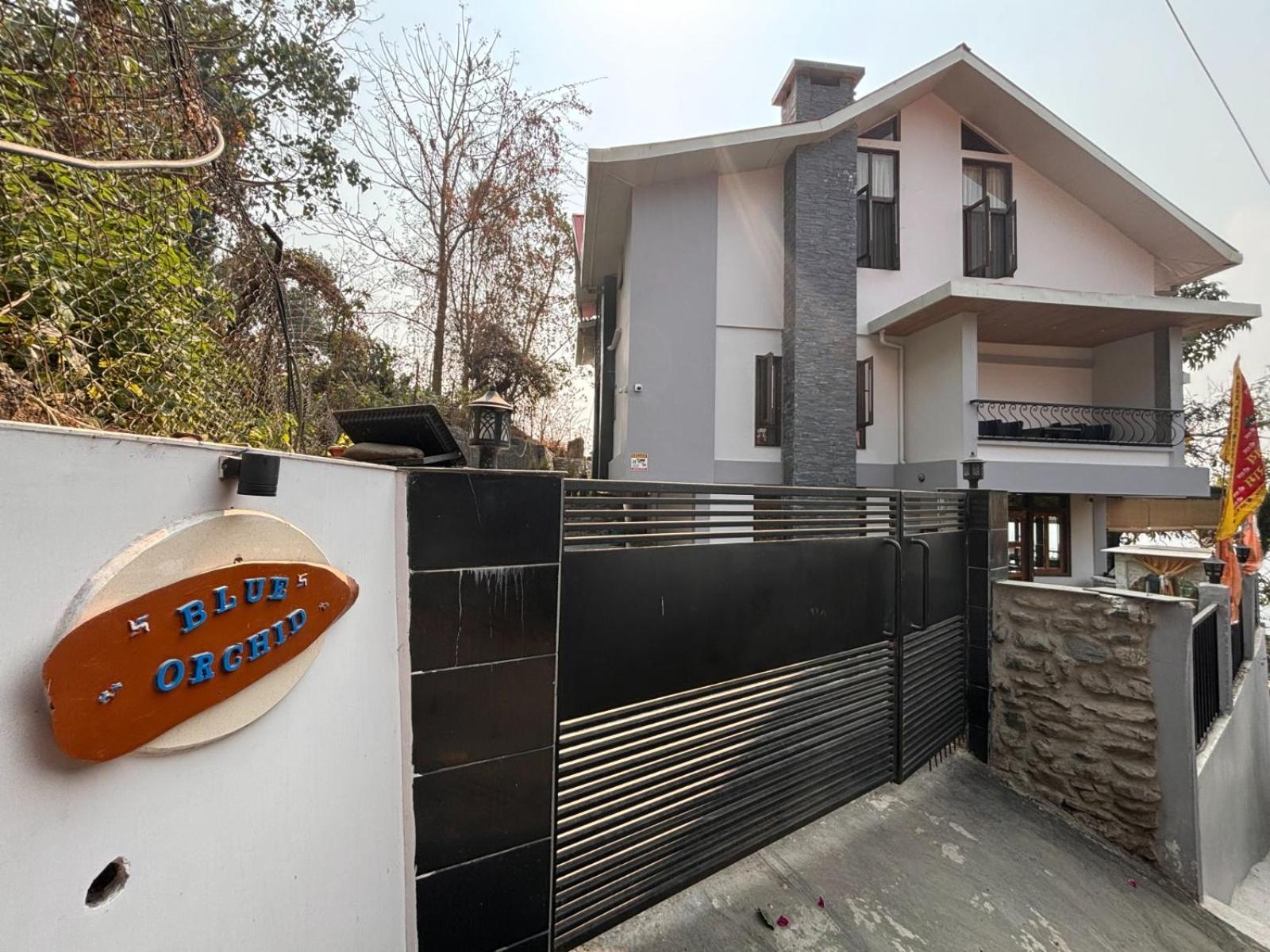 Blue Orchid Premium Hotel Kalimpong Exterior photo